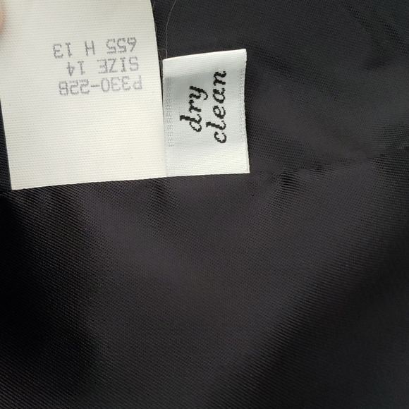 PENDLETON WOOLEN MILLS 100% WOOL BLAZER WITH VELVET COLLAR, WOMEN'S: 14P, $65 - Picture 10 of 11